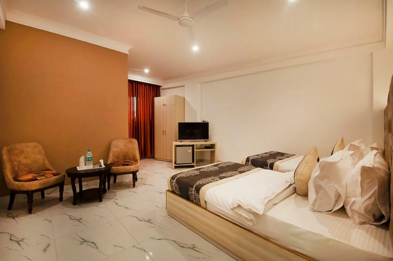 Hotel Almora New Delhi